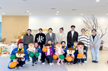 以一份温暖 换一身星光——bwin必赢亚洲官方网站纸业团委与曹桥行知幼儿园开展爱心结对活动